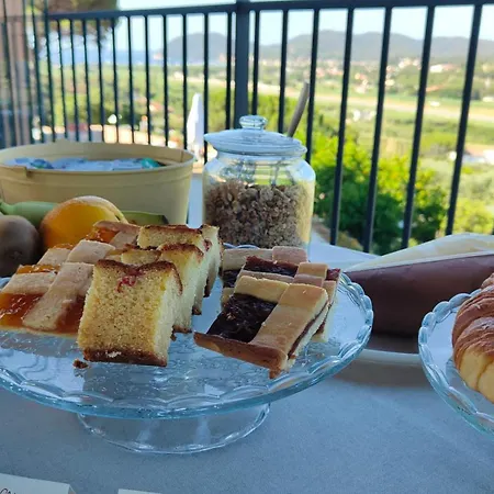 Frühstückspension Charming Arcipelago 4*